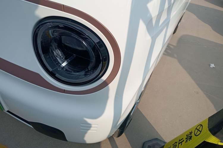 Used Geely Galaxy Panda 2023 Panda Mini 200km Endurance Bear
