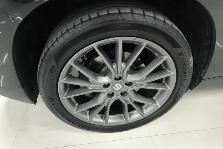 Used Leapmotor C10 2026 605 LiDAR Version Right Rear Wheel Hub