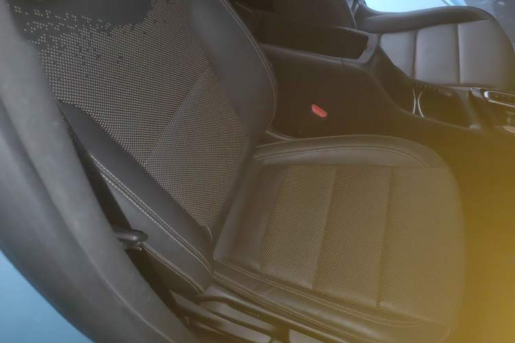 Used Buick Velite 7 2020 652E Connected Smart Car Right Front Seat