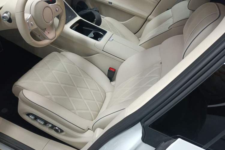 Used Hima Stelato S9 2024 All-Electric Ultra Four-Wheel-Drive Flagship Edition