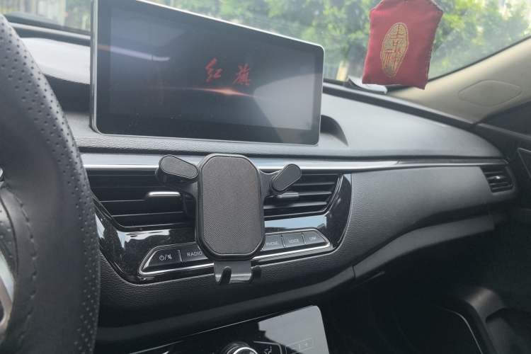 Used Hongqi H5 2019 30TD Dynamic Edition
