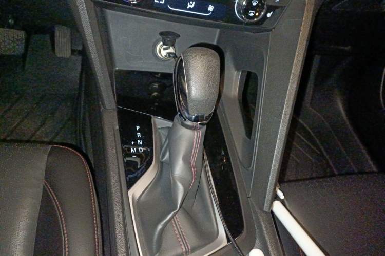 Used Chevrolet Orlando 2018 Redline 530T Automatic Zhaoxiang Edition (5+2 Seating) – China V Standard