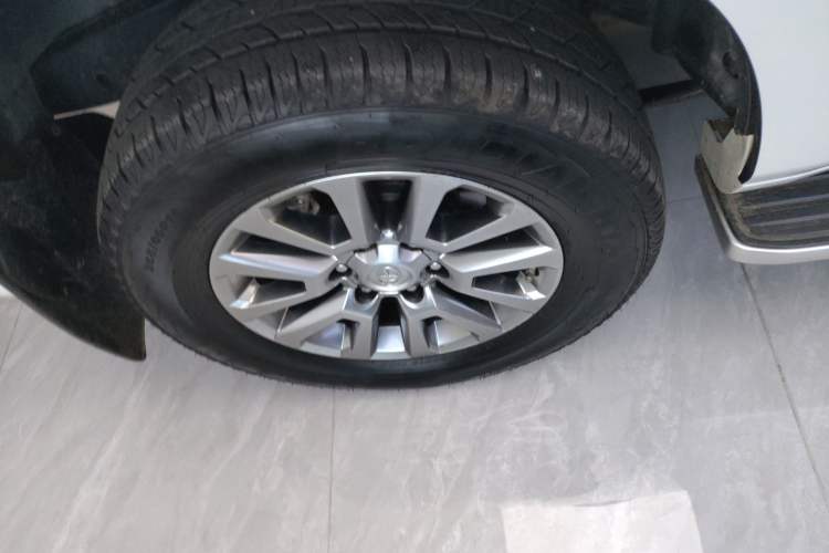 Used Toyota Prado 2018 3.5L Automatic VX NAVI with Rear-Mounted Spare Tire
