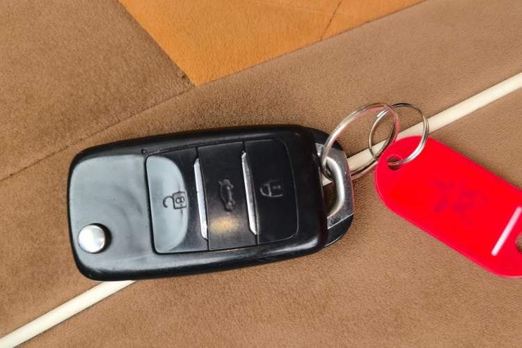 Used Changan Benni 2015 1.4L IMT Luxury Model China V Standard
