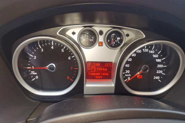 Used Ford Focus 2011 Sedan 1.8L Automatic Fashion Edition
