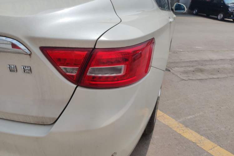 Used Geely Auto Emgrand GT 2015 1.8T Flagship Model Right Rear Taillight