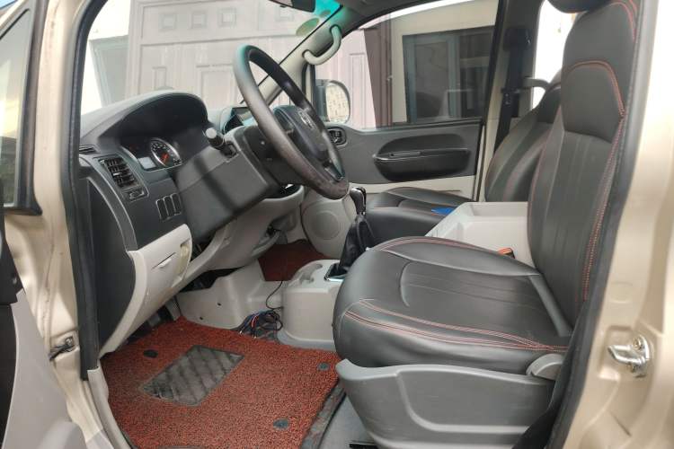 Used FORTHING Lingzhi 2018 M3 1.6L 7-Seater Comfort Model