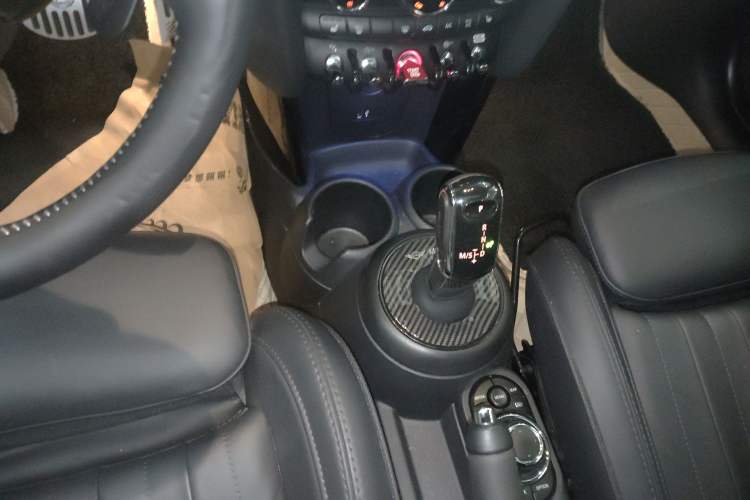 Used MINI MINI 2022 2.0T COOPER S Artist