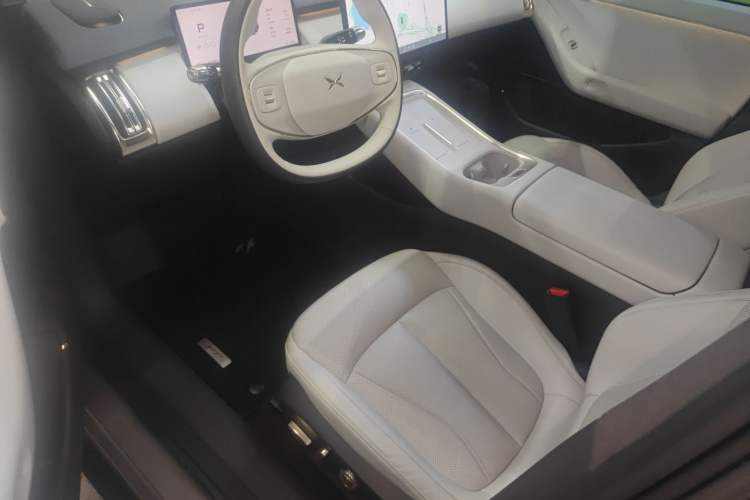 Used XPeng P7+ 2024 Long-Range Max Left Front Seat
