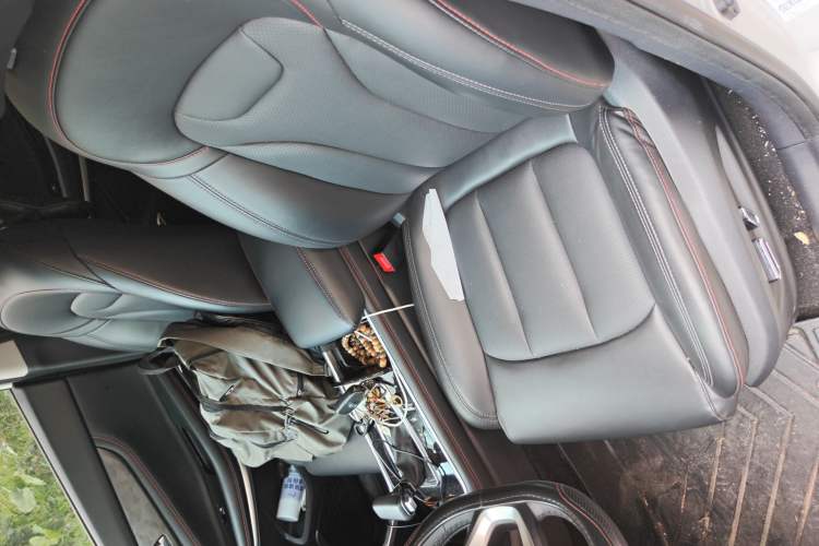 Used CHANGAN CS75 2021 Honor Million Edition 280T DCT Navigation Model Left Front Seat