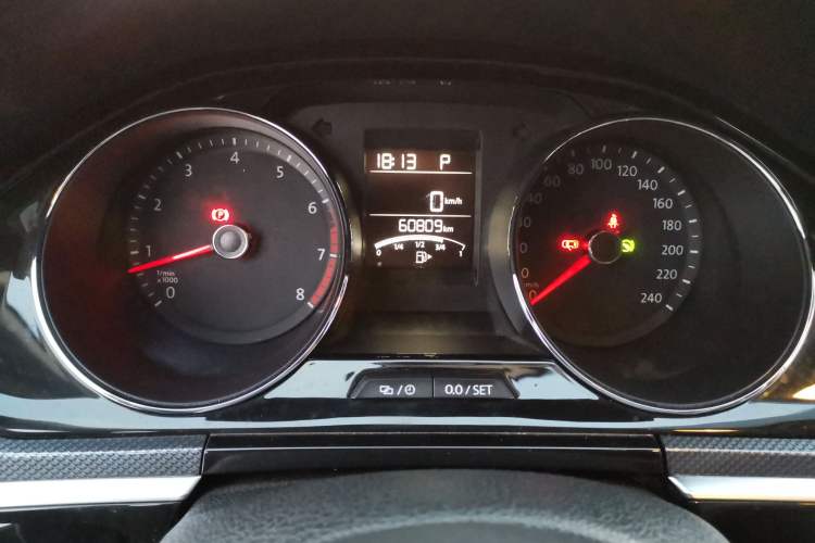 Used Volkswagen C-TREK 2017 1.6L Automatic Comfort Model Instrument Cluster