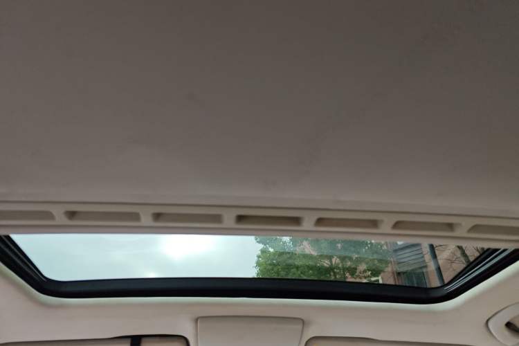 Used Volkswagen Lavida 2013 Restyled Classic 1.6L Automatic Comfort Edition
