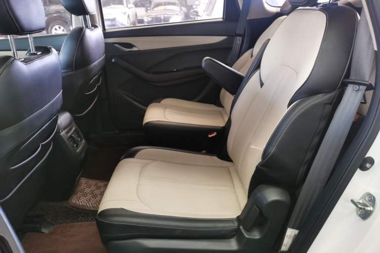 Used Baojun 360 2019 1.5L Manual Luxury Version China VI Left Rear Seat