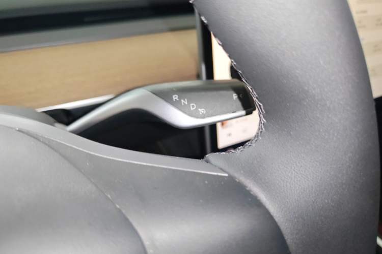 Used Tesla Model Y 2022 Rear-Wheel-Drive Version