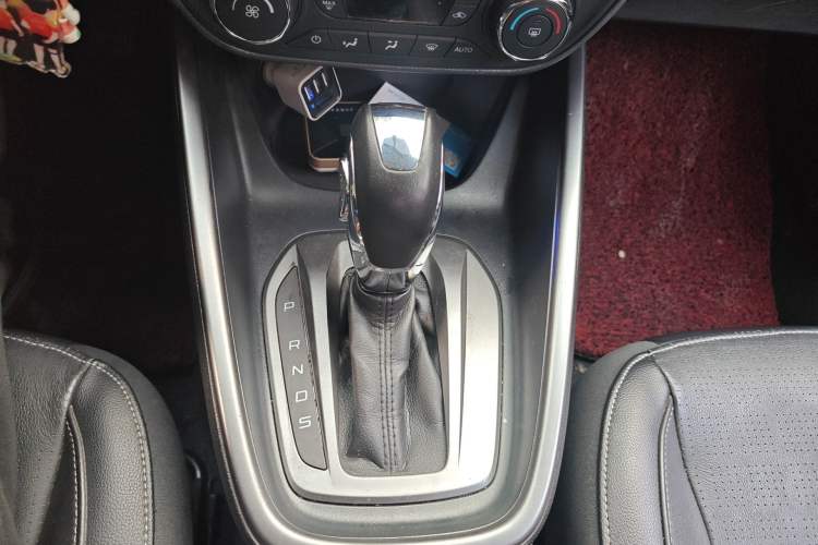 Used Ford Escort 2015 1.5L Automatic Fashion Model