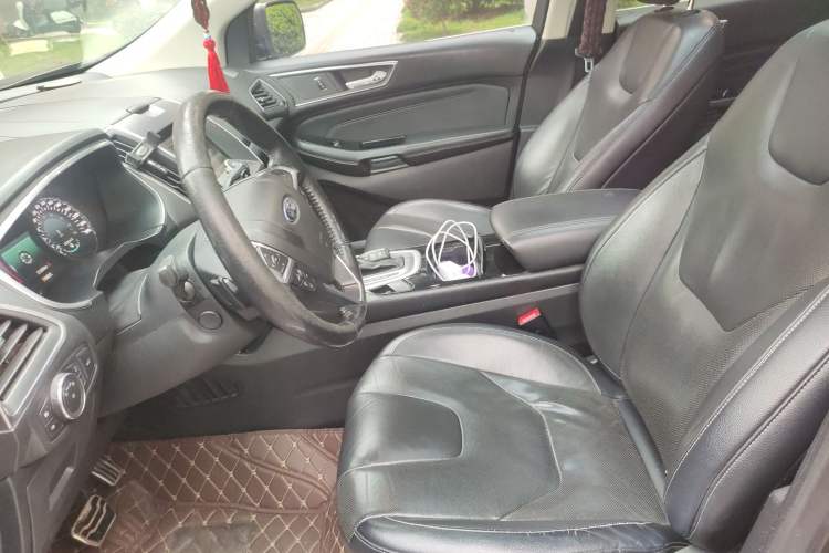 Used Ford Edge 2015 2.0T GTDi Four-Wheel Drive Prestige Model
