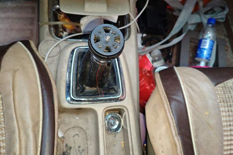 Used Jinbei 750 2015 1.5L Flagship Model