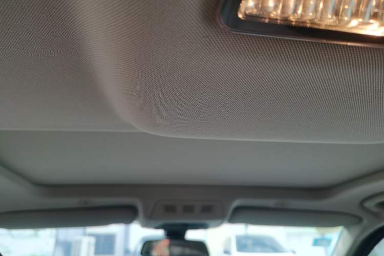 Used BMW 5 Series 2014 525Li Leading Model Headliner