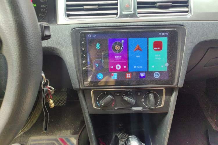 Used Volkswagen Santana 2015 1.6L Automatic Comfort Edition
