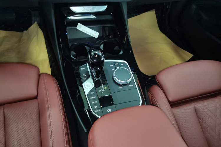 Used BMW X3 2022 Restyled xDrive25i M Sport Package Gear Lever