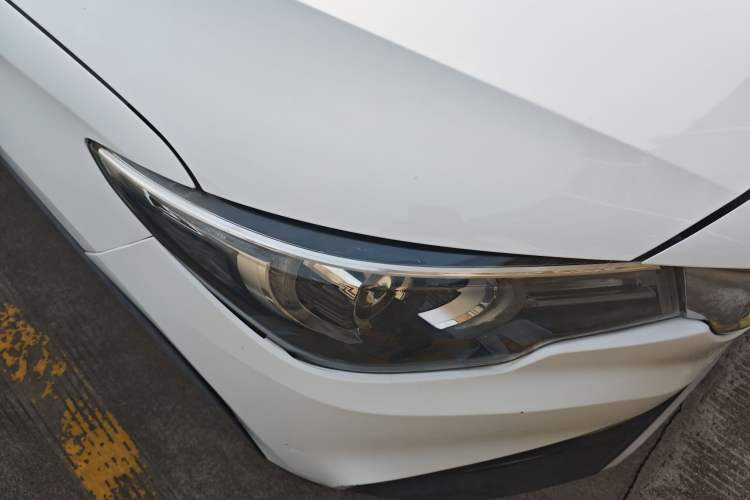 Used MG ZS 2019 1.5L Automatic Global Luxury Edition China VI Standard Right Front Headlight