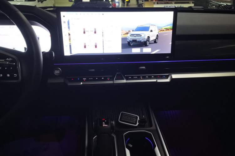 Used Tank 400 New Energy 2024 Hi4-T City Edition Audio And AC Panel