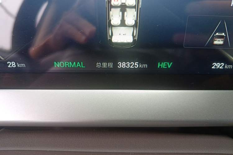 Used Denza D9 2024 DM-i 980 Four-Wheel Drive Flagship Model