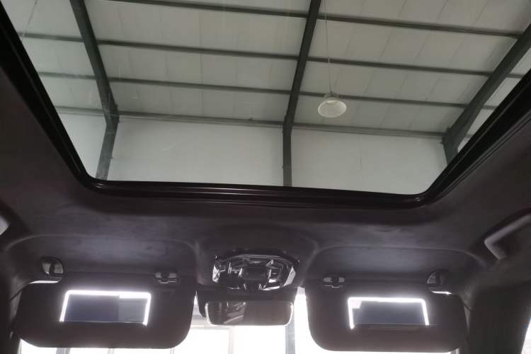 Used JETOUR Traveler 2023 2.0T All-Wheel Drive Conquer PRO Headliner