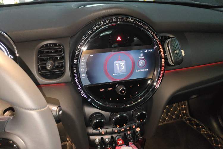 Used MINI MINI 2023 1.5T COOPER Midnight Escape Special Edition
