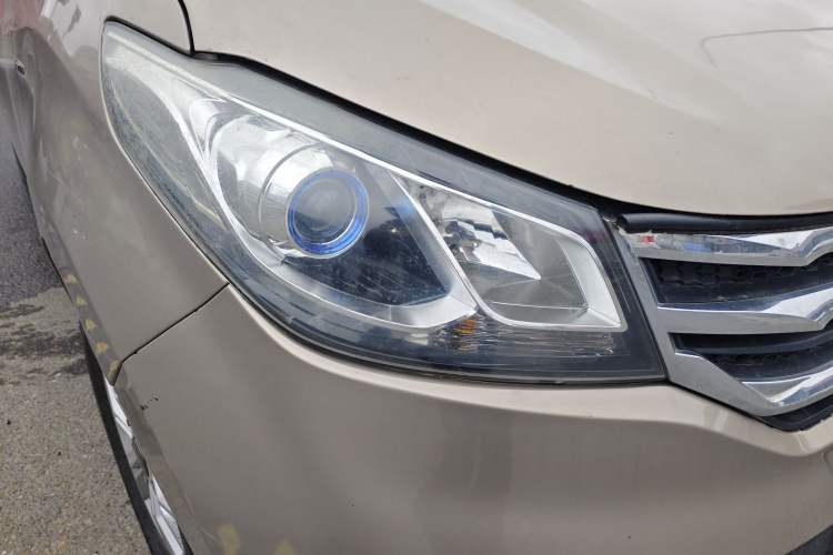 Used SAIC MAXUS G10 2014 2.0T Automatic Elite Edition