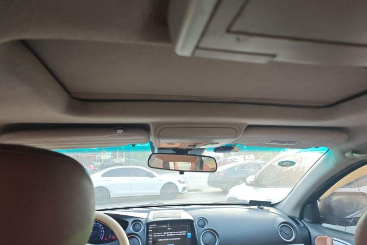 Used Luxgen Great 7 SUV 2011 2.2T Two-Wheel Drive Smart Version Headliner