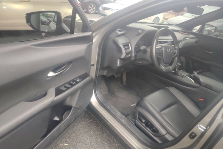 Used Lexus UX 2020 260h Explore & Adventure Edition