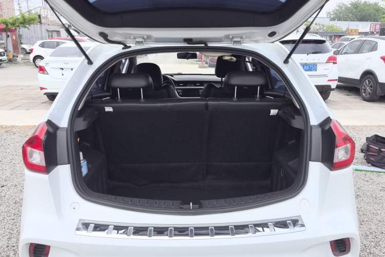 Used Geely Auto Vision X3 2017 1.5L Automatic Elite Model Trunk