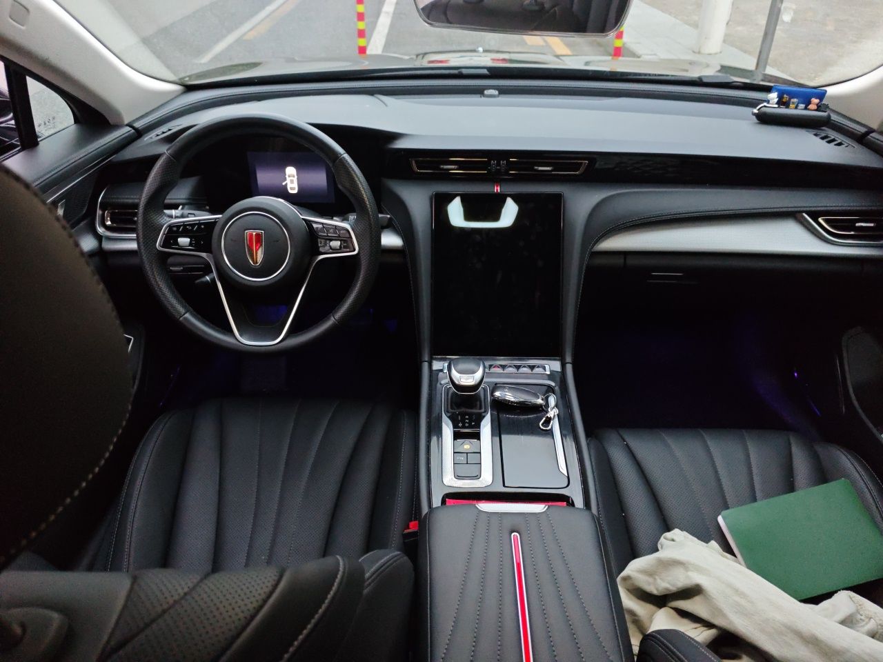 Hongqi H5 2024 1.5T DCT Smart Connect Flagship Edition - Chinese Trim Yun — снимка 9