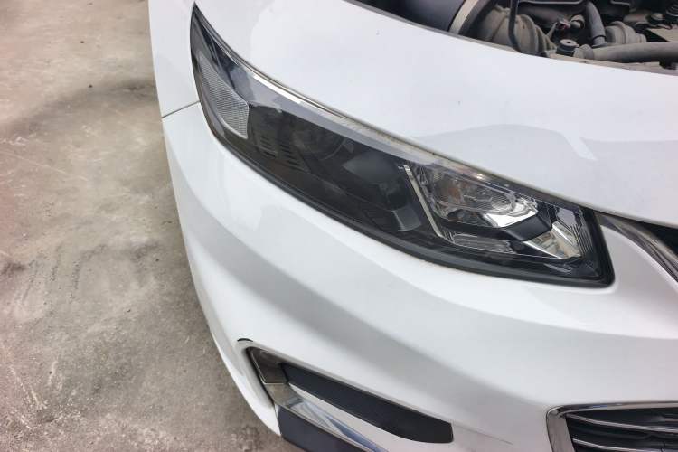 Used Chevrolet Malibu XL 2017 1.5T Automatic Ruichi Edition Right Front Headlight