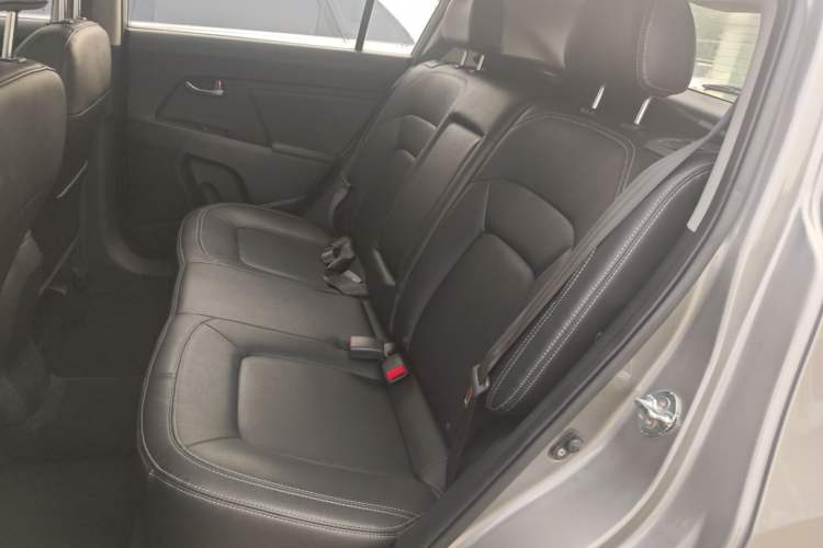 Used Kia Sportage R 2014 2.0L Automatic Two-Wheel Drive Premium Trim