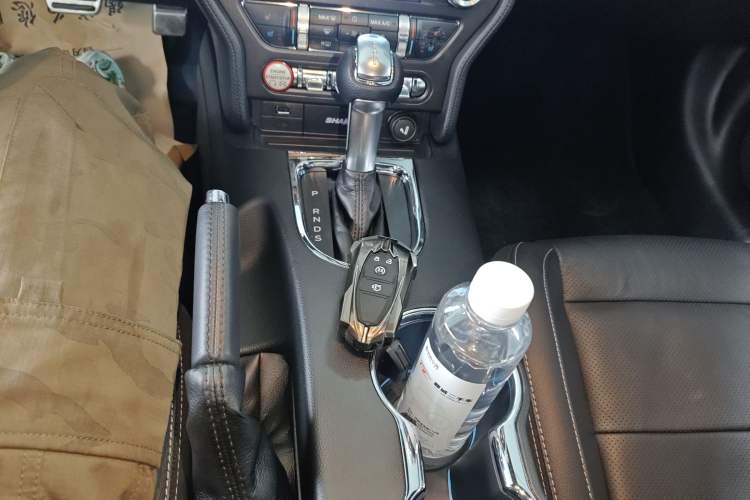 Used Ford Mustang 2017 2.3T Performance Edition Gear Lever