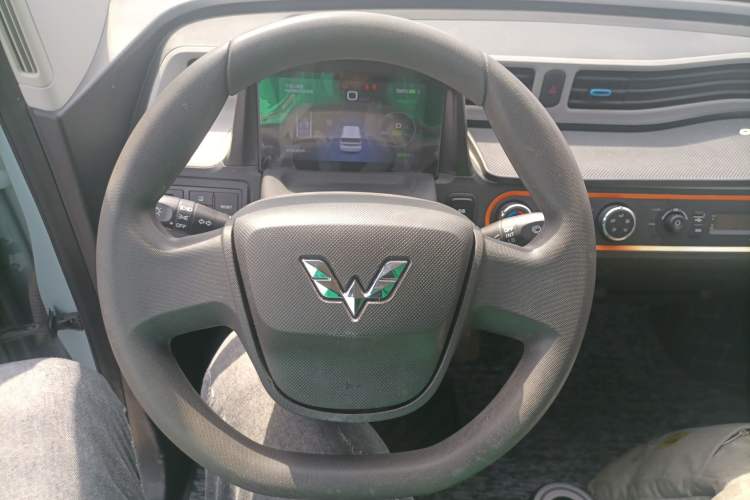 Used Wuling Hongguang MINIEV 2020 Enjoy Edition Lithium-Ion Battery Steering Wheel