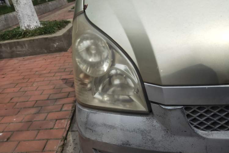 Used Wuling Rongguang 2012 1.2L Extended Basic Version LJY Right Front Headlight