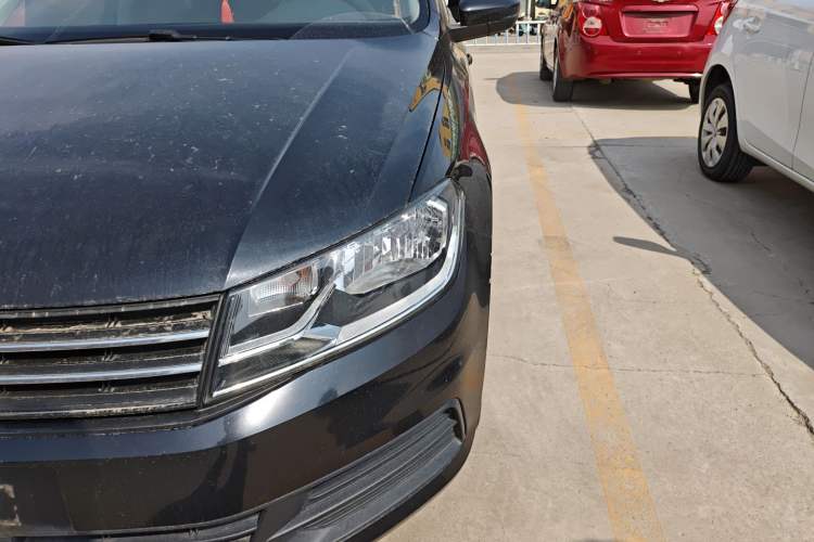 Used Volkswagen Santana 2016 1.4L Manual Fashion Edition Left Front Headlight