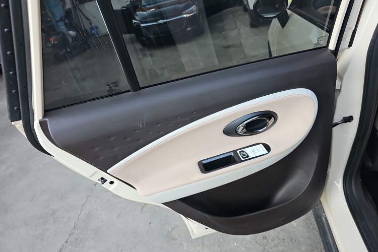 Used JAC Yiwei 3 2023 505km Pro