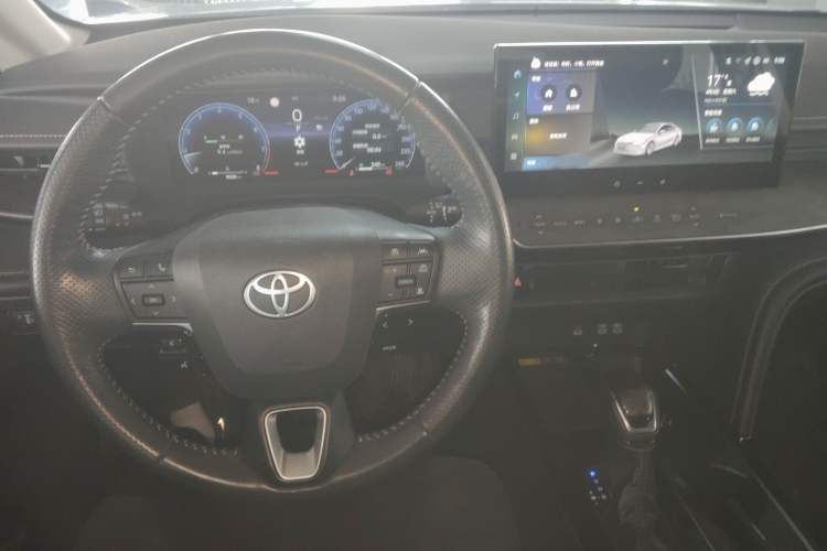 Used Toyota Camry 2024 2.0G Prestige Edition
