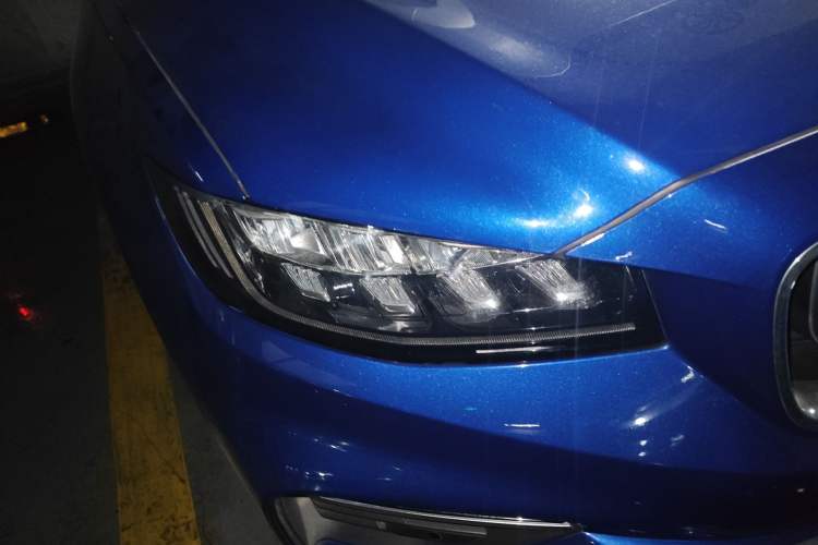 Used Geely Auto Emgrand X7 Sport 2020 1.8TD DCT ZhiZun PRO Right Front Headlight