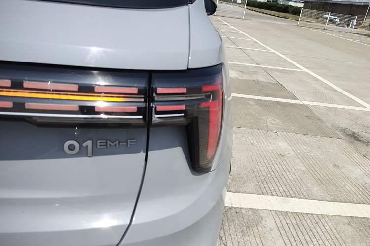 Used Lynk & Co 01 2023 1.5TD EM-F PM Exterior 3