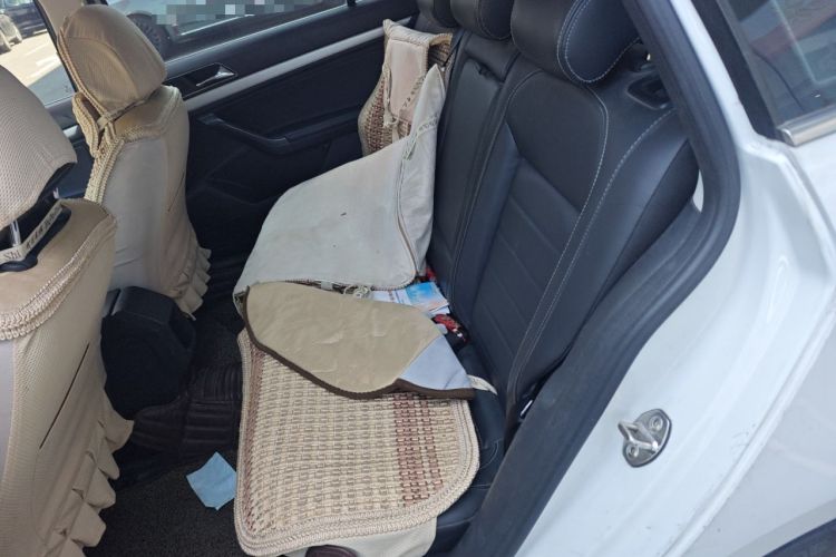 Used Volkswagen Gran Lavida 2017 180TSI DSG Comfort Edition
