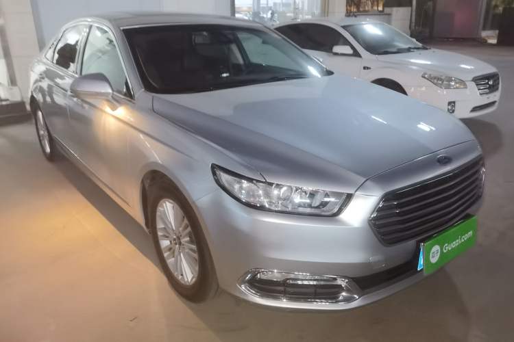 Used Ford Taurus 2015 EcoBoost 245 Fashion Edition
