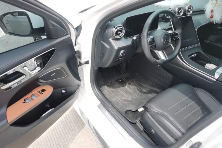 Used Mercedes-Benz C-Class 2024 Restyled C-Class 260 L Sport Edition Driver Seat