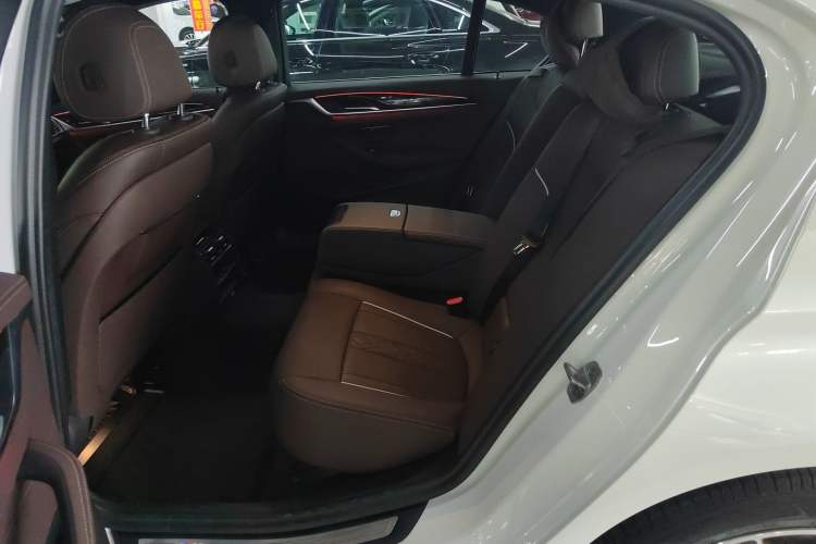 Used BMW 5 Series 2021 525Li M Sport Package Left Rear Seat