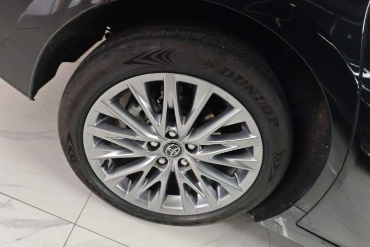 Used Toyota Avalon 2024 Dual-Motor 2.0L Luxury Edition Right Rear Wheel Hub