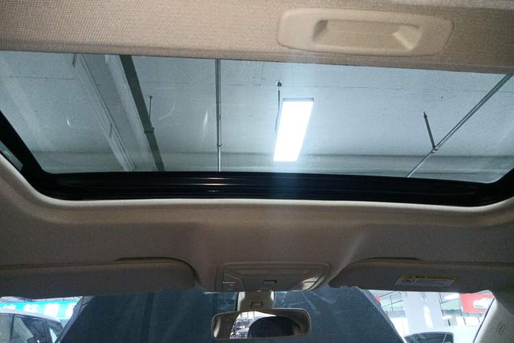 Used Hongqi H5 2022 Classic Model Facelift 1.5T DCT Qiyun Edition Headliner